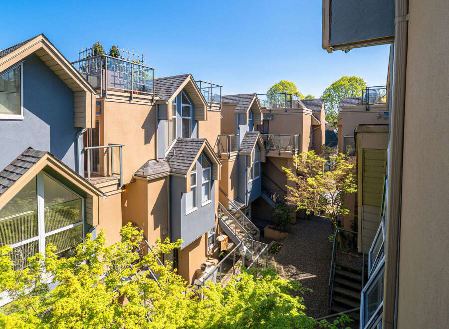 Discover modern living in this stunning townhouse complex.
