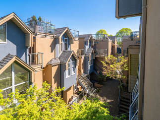 Discover modern living in this stunning townhouse complex.