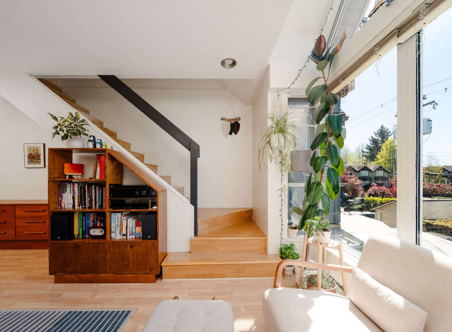 This stunning property boasts a bright and airy interior, perfect for modern living.