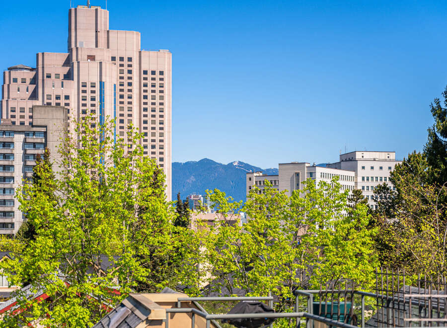 Enjoy stunning city views from this modern property, featuring a prime location near downtown.