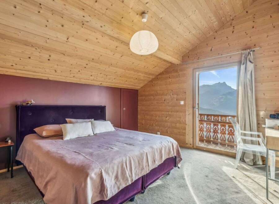 Experience the ultimate in alpine luxury with this stunning bedroom.