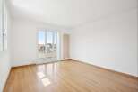Discover this bright and airy space, perfect for modern living.