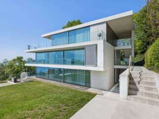Experience modern luxury in this stunning architectural masterpiece.