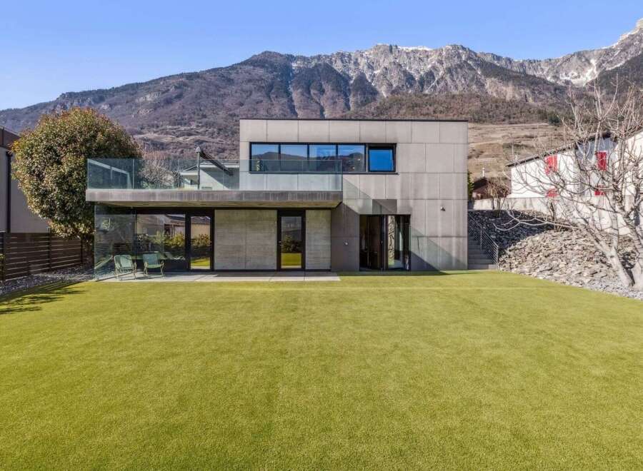 Discover modern luxury in this stunning property, featuring a sleek, contemporary design and breathtaking mountain views.