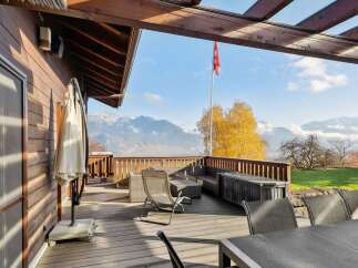 Enjoy breathtaking mountain views from this stunning property.