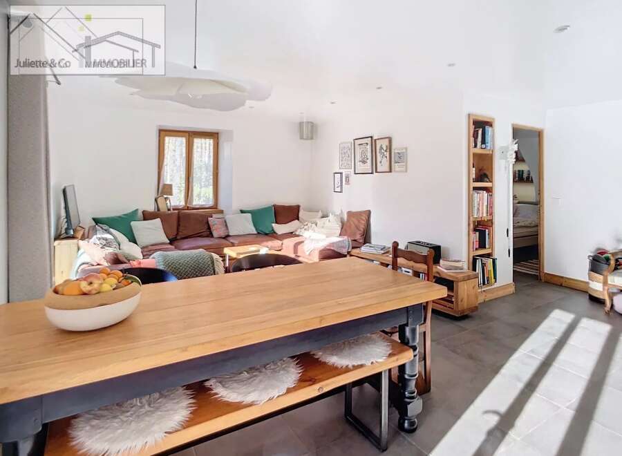Apartment in Chamonix - Image 2