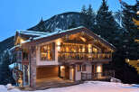 Experience the charm of this stunning chalet nestled in a picturesque mountain setting.
