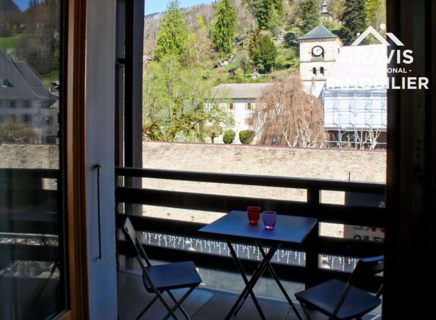 Apartment in Samoens - Image 3