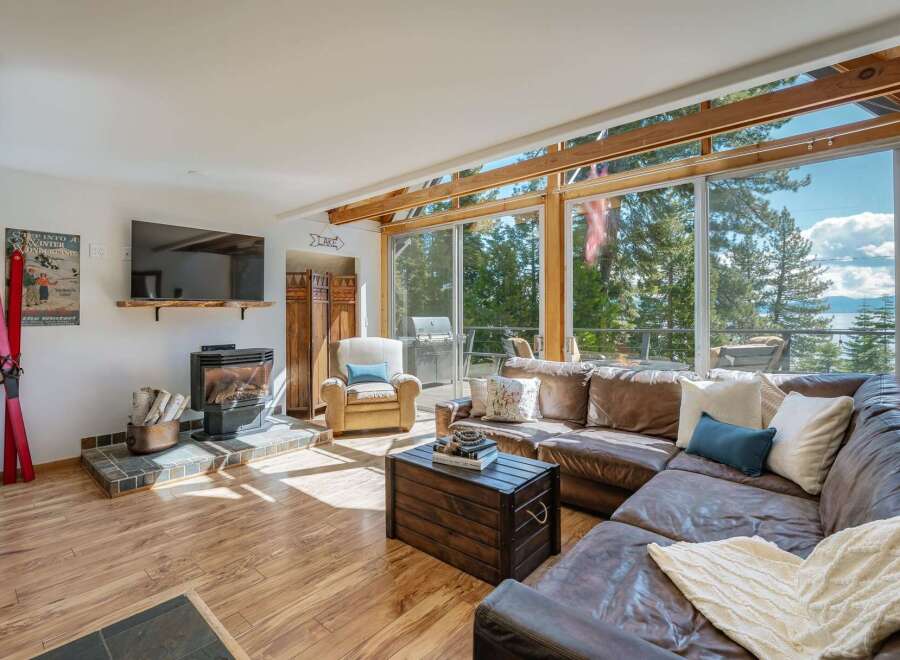 Experience the ultimate in lakeside living with this stunning property.
