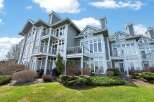 Discover luxury living in this stunning waterfront property.