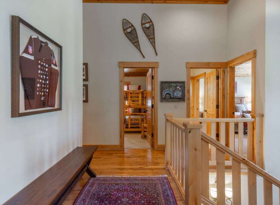Step into this inviting home and discover a world of comfort and style.