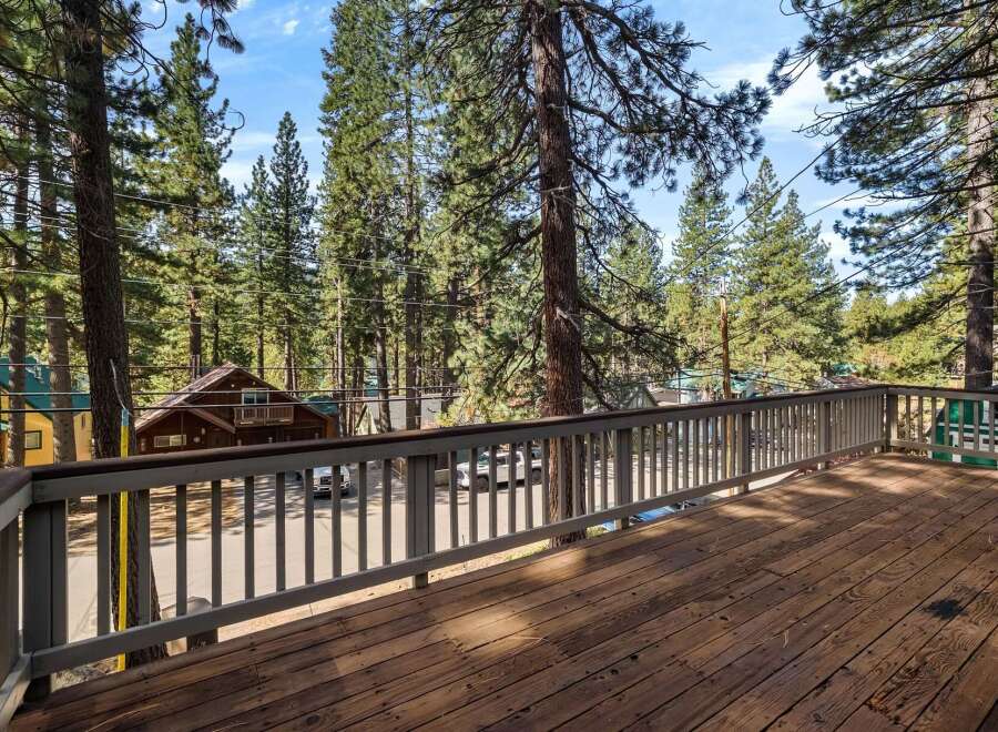 Enjoy breathtaking views from this stunning deck! This property features a spacious deck, perfect for relaxing and entertaining.
