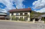 Discover this charming property, featuring a classic design and a prime location.