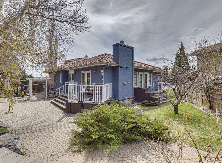 Discover this stunning property featuring a beautifully designed exterior and a charming outdoor space.