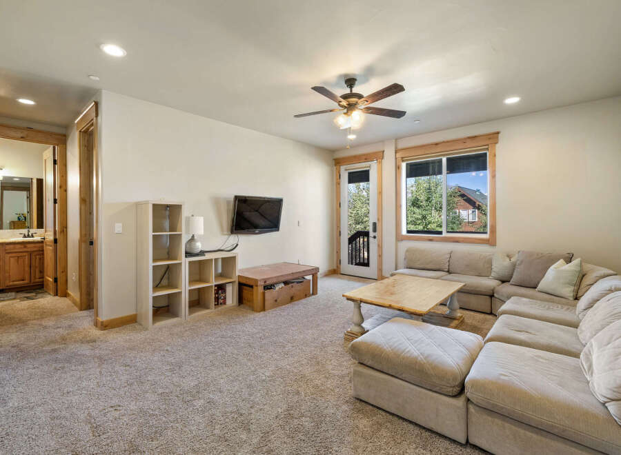Step into this inviting living space, perfect for relaxation and entertainment.