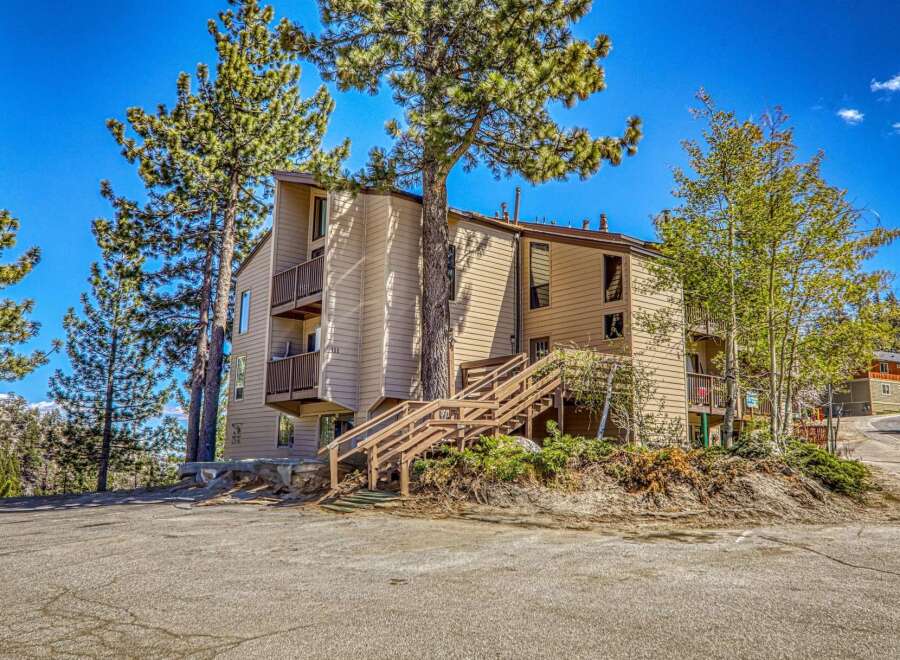 Discover a stunning property nestled amidst nature's embrace.