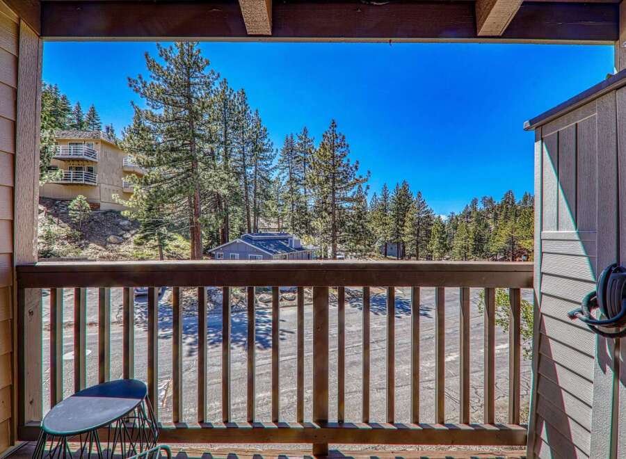 Enjoy breathtaking views from this charming property! This home features a private balcony overlooking a serene landscape, perfect for morning coffee or evening relaxation.