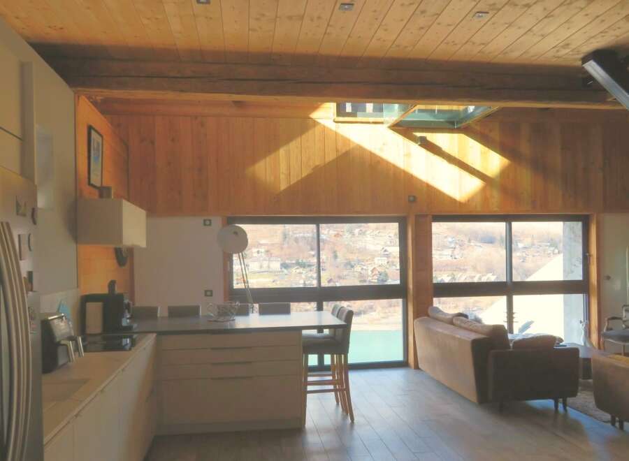 Apartment in Oz - view 1