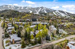 Discover a stunning mountain retreat nestled amidst breathtaking natural beauty.