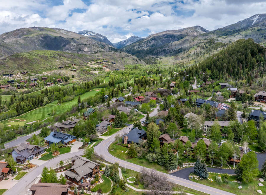 Nestled amidst the breathtaking mountain landscape, this stunning property offers an unparalleled living experience.