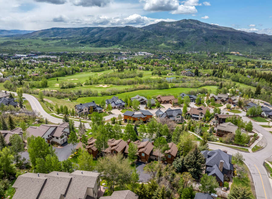 Discover the epitome of luxury living in this stunning property, nestled amidst the breathtaking beauty of nature.