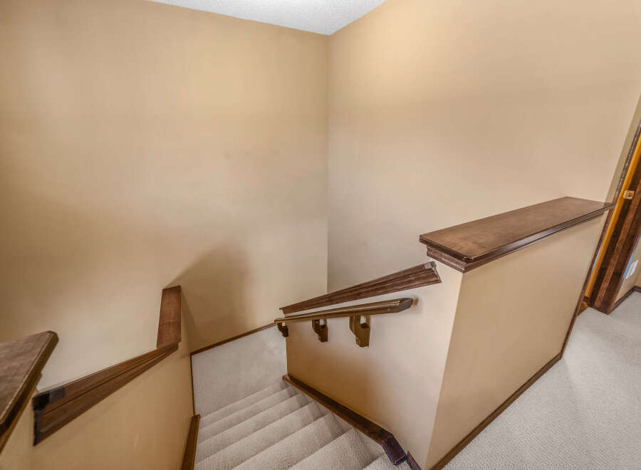 This stunning staircase showcases a blend of elegance and functionality, perfect for any home.