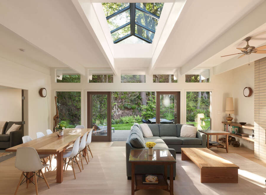 This stunning property boasts a bright and airy open-concept living space, perfect for modern living.