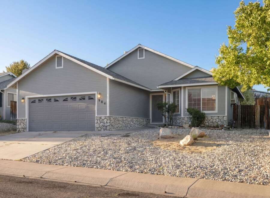 House in Carson Colony - view 1