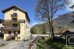 Discover this charming property nestled in a picturesque mountain setting.
