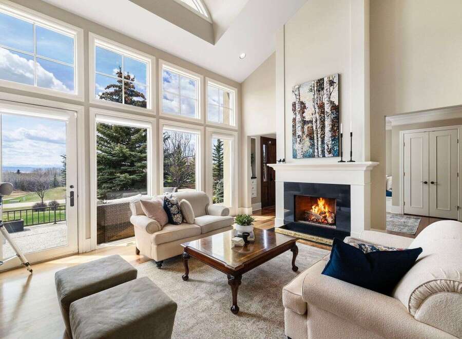Experience luxury living in this stunning property, featuring expansive windows that flood the space with natural light and offer breathtaking views.