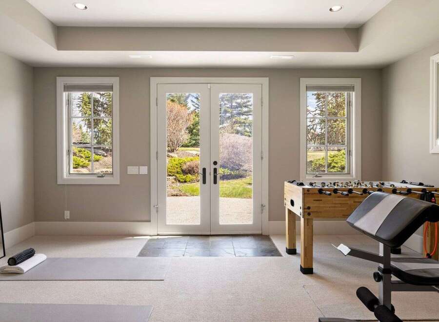 This stunning property boasts a bright and airy interior, perfect for relaxation and recreation.