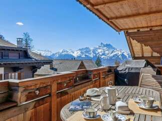 Enjoy breathtaking mountain views from this stunning property.