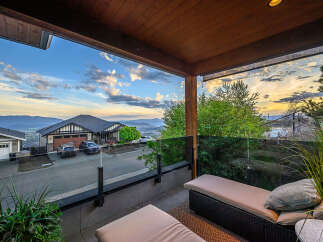 Enjoy breathtaking views from this stunning property, featuring a luxurious outdoor space perfect for relaxation.
