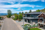 Discover luxury living in this stunning property! This home boasts a modern design with a beautiful exterior, offering a perfect blend of style and comfort.