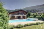 Discover your dream retreat in this stunning property, featuring a private pool and breathtaking mountain views.