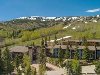 Discover luxury living in this stunning property nestled amidst breathtaking mountain views.