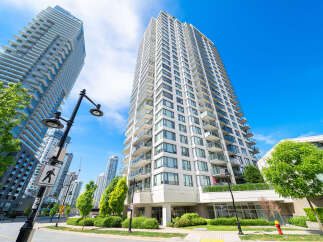 Discover modern living in this stunning high-rise building, offering breathtaking views and contemporary design.