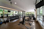 This well-equipped gym offers a variety of workout options, including free weights, weight machines, and cardio equipment.