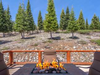 Enjoy the tranquility of this stunning outdoor space, perfect for relaxation and entertaining.