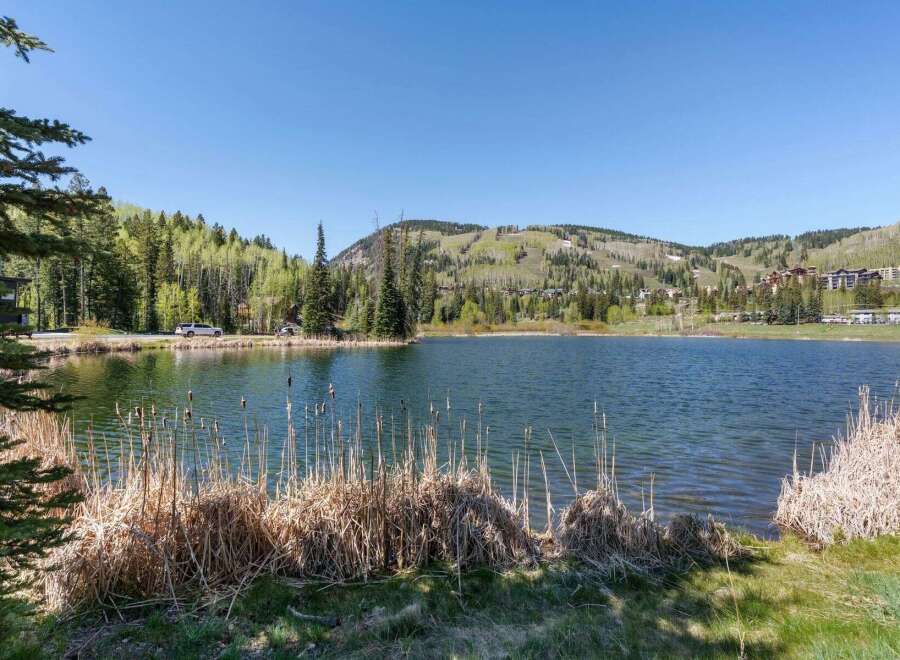 Discover the tranquility of lakeside living with this stunning property.
