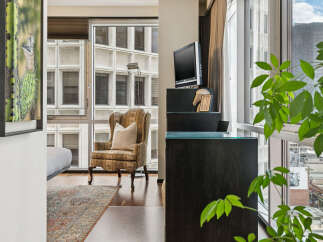 Experience luxury living in this stunning property, featuring a beautifully designed interior with exquisite details.