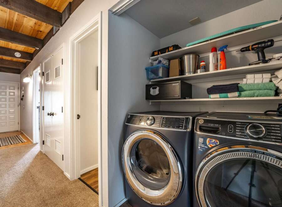 Discover the convenience of in-unit laundry with this stunning property! This home features a modern laundry area with a washer and dryer, offering ultimate ease and efficiency.