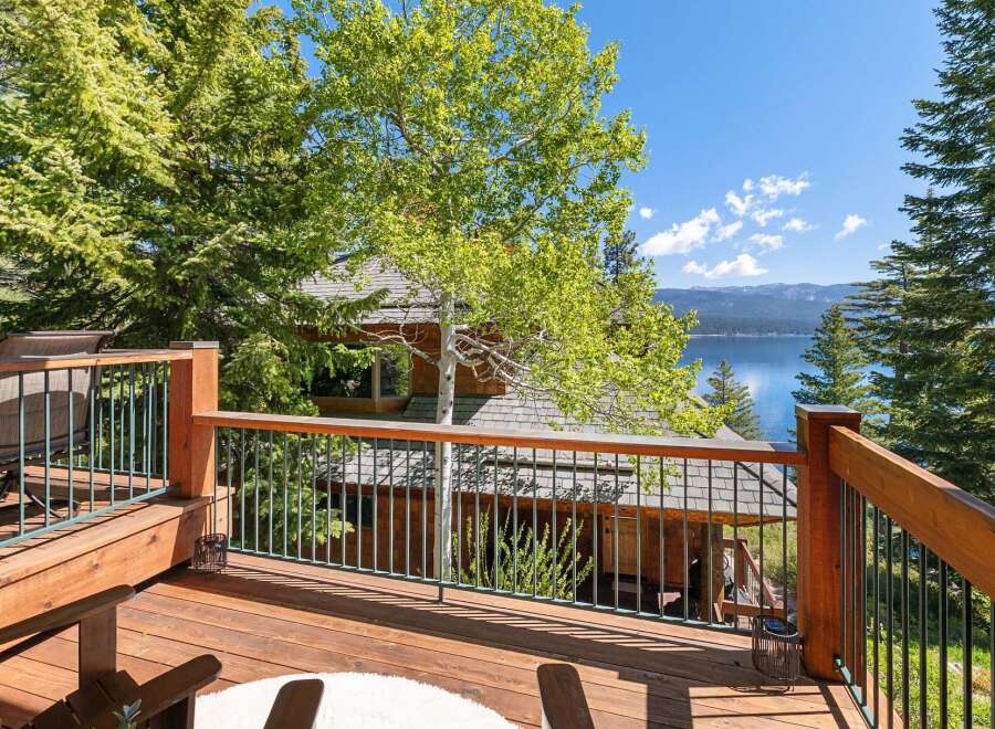 Enjoy breathtaking lake views from this stunning property.