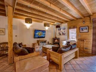 Step into this inviting living space, perfect for cozy evenings.
