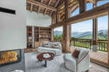 Experience luxury living in this stunning property with breathtaking mountain views.