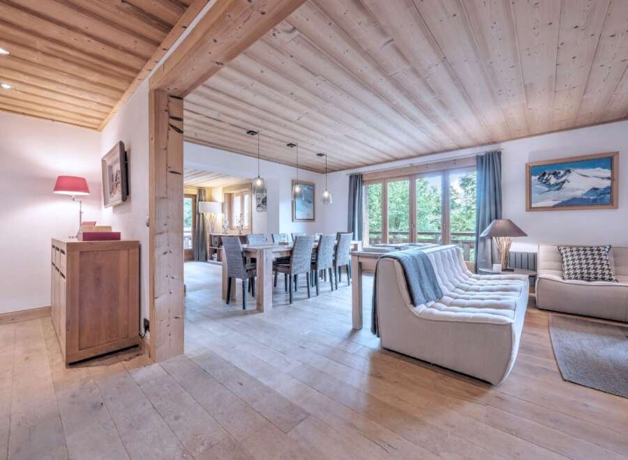 Step into this stunning property and be captivated by its inviting ambiance.