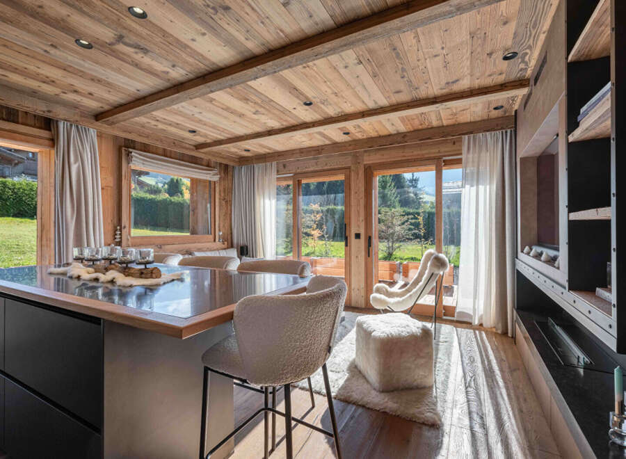 Experience the epitome of rustic elegance in this stunning property.