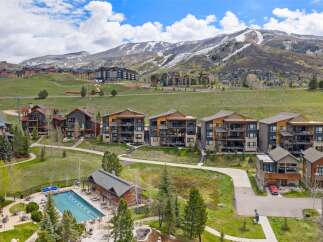 Discover luxury living with this stunning property featuring modern architecture and breathtaking mountain views.