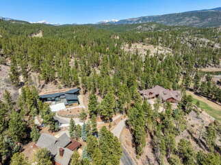 Discover the perfect blend of nature and luxury with this stunning property.