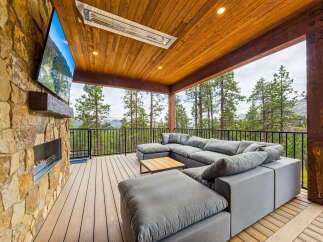 Experience luxury living in this stunning outdoor space, perfect for relaxation and entertainment.